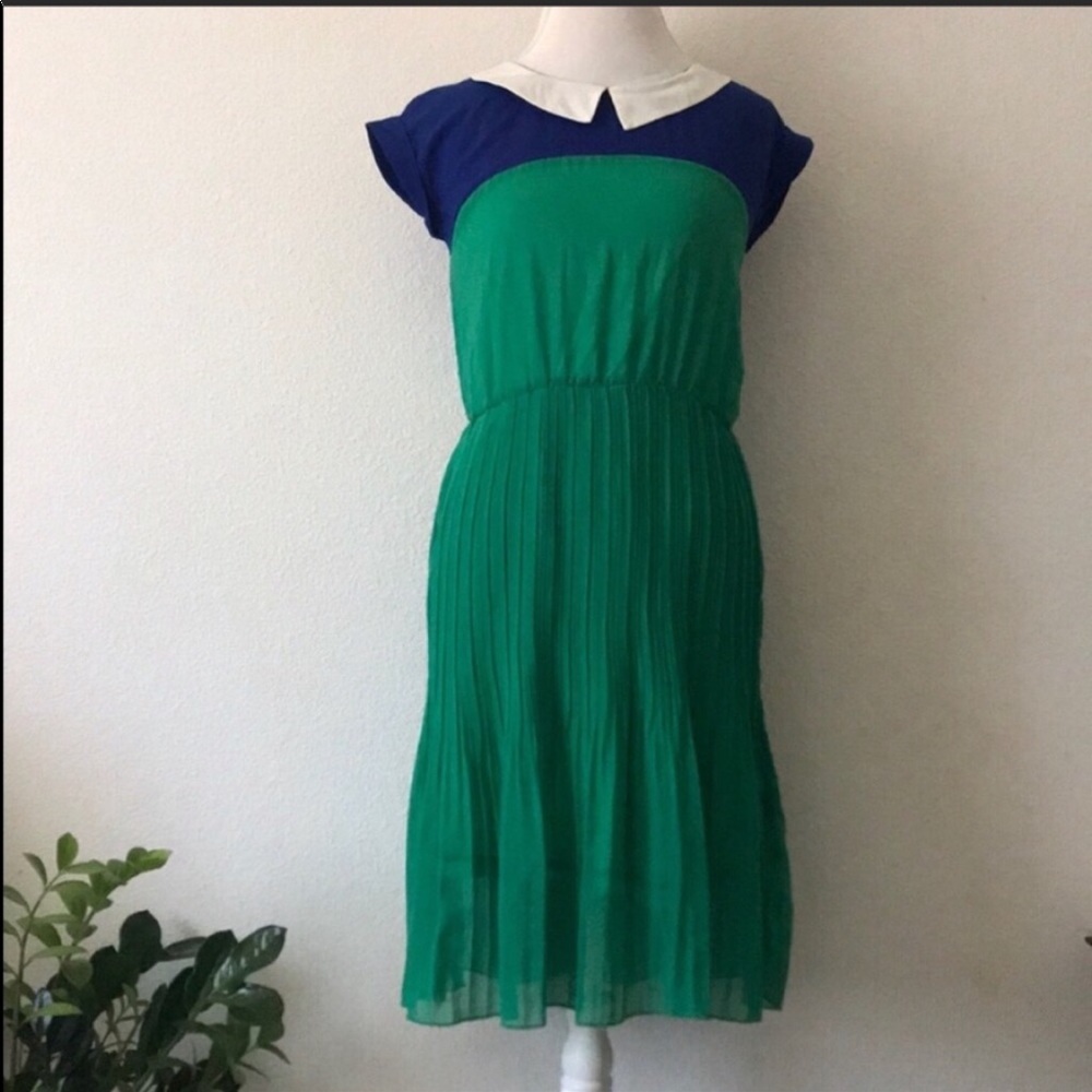 Snidel White Collared Green Blue Pleated Dress